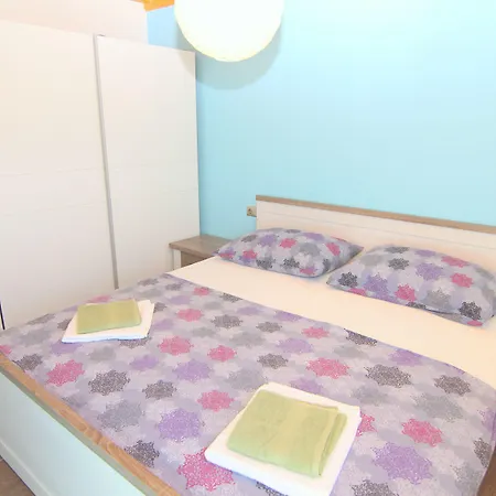 Apartman Ljubic Pag Town