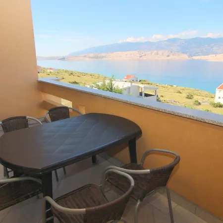 Apartman Ljubic Pag Town