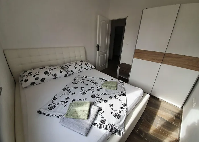 Ljubic Appartamento Bosana